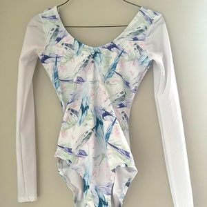 Chameleon Dance wear long sleeve M